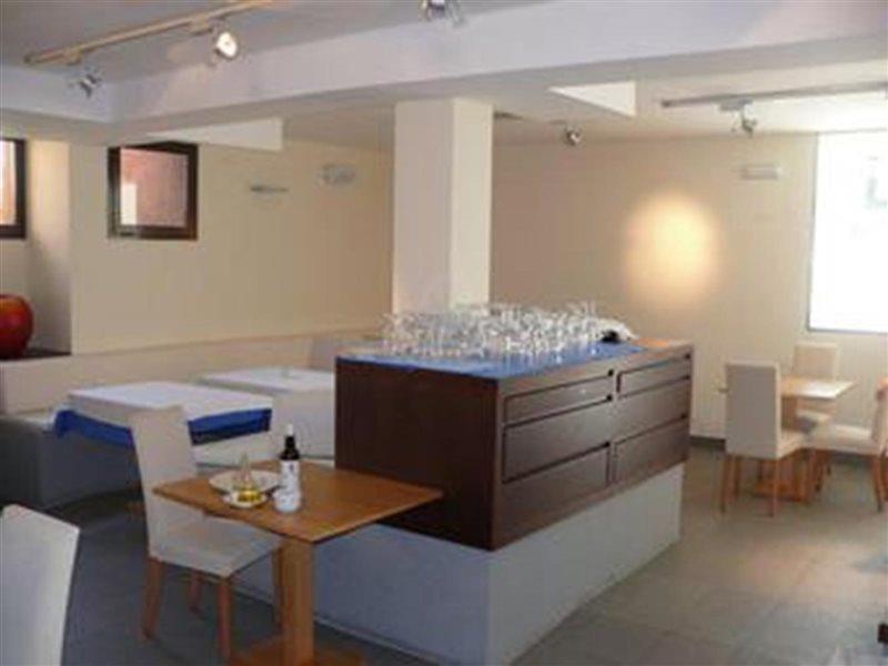Axarquia Beach Hotel Almayate Bajo Restaurace fotografie